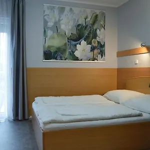 *** Bed & Breakfast Alfréd Panzió Ungheria