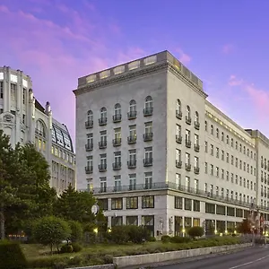 ***** Hotel Al Habtoor Palace Ungheria