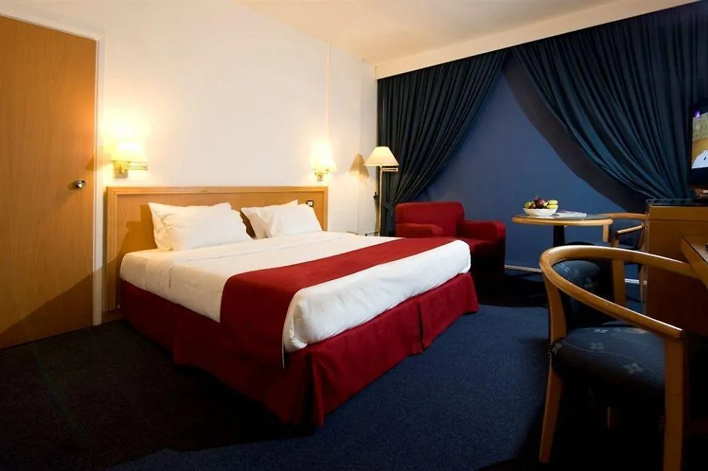 Hotel Cavalier Beirut 4*,